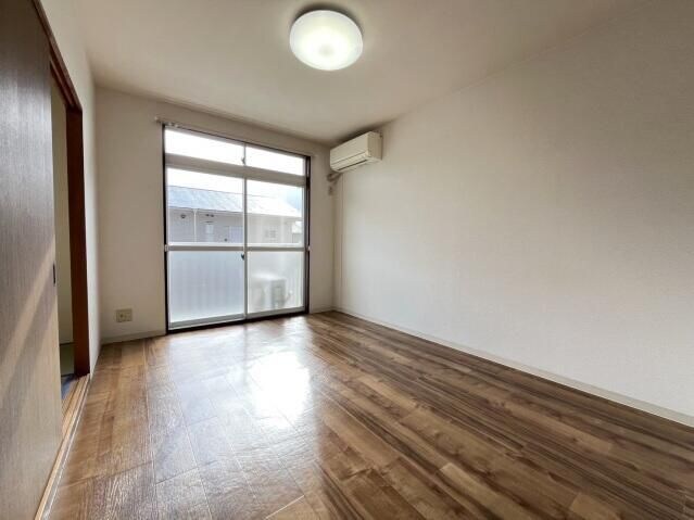 フォブール古高松Ａの物件内観写真