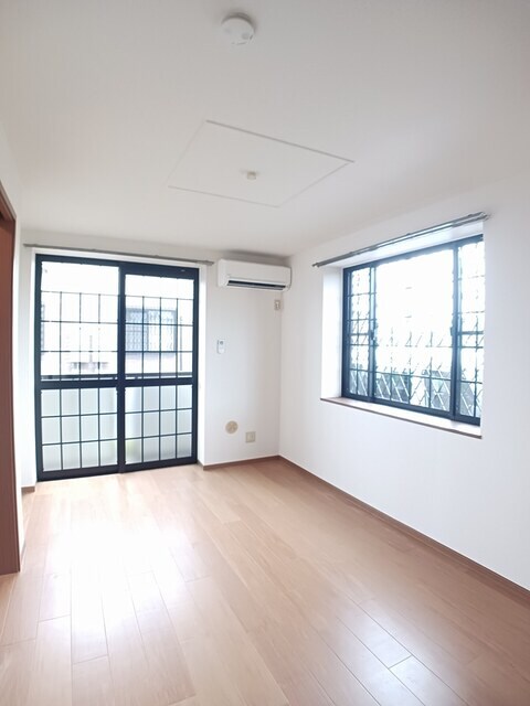 リヴァー・ウィルダーネスＣの物件内観写真