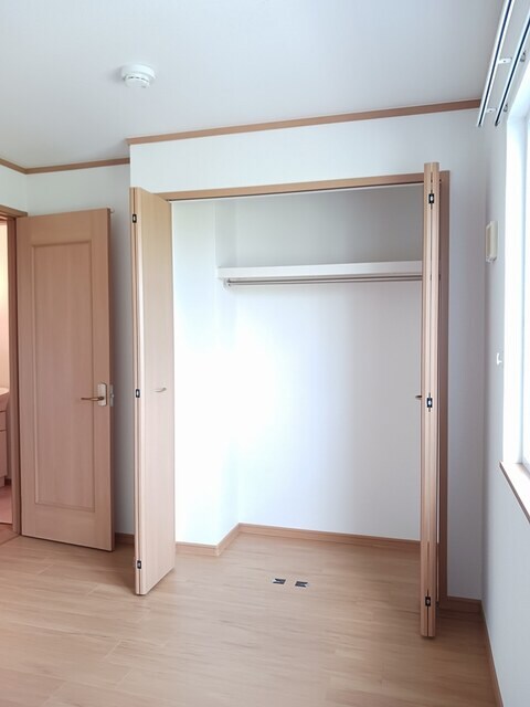 ウエストヒルズＣの物件内観写真