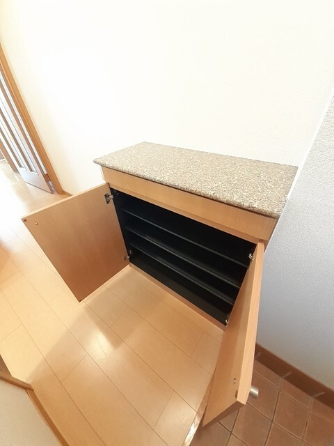 アベンシス５の物件内観写真