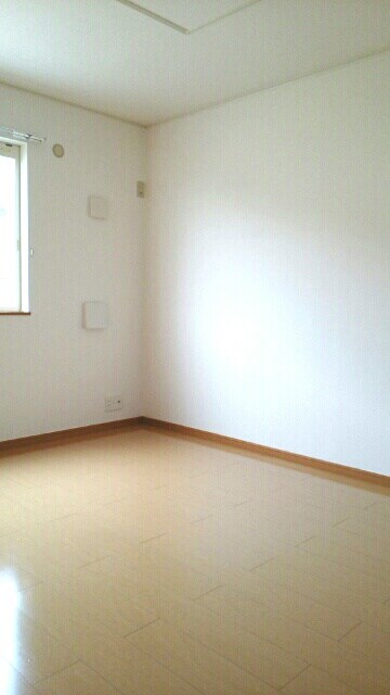 アベンシス７の物件内観写真