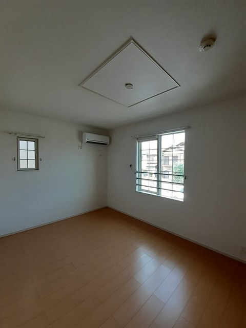 サン・ハーモニーＢの物件内観写真