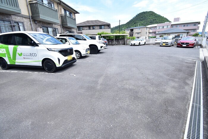 パークサウスの物件外観写真