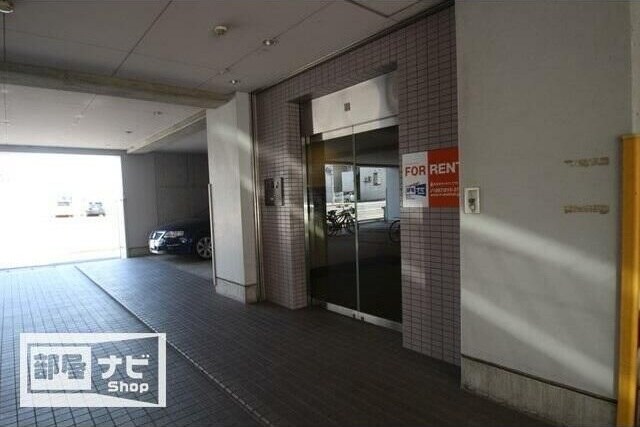 キュービックパレスの物件外観写真