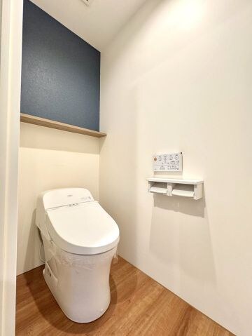 コリドール中央の物件内観写真