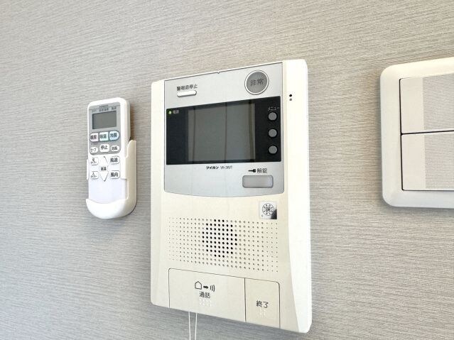 コリドール中央の物件内観写真