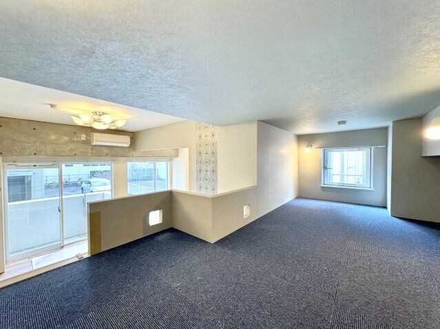 コリドール中央の物件内観写真