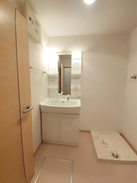 ベル・メゾン鶴市Ｂの物件内観写真