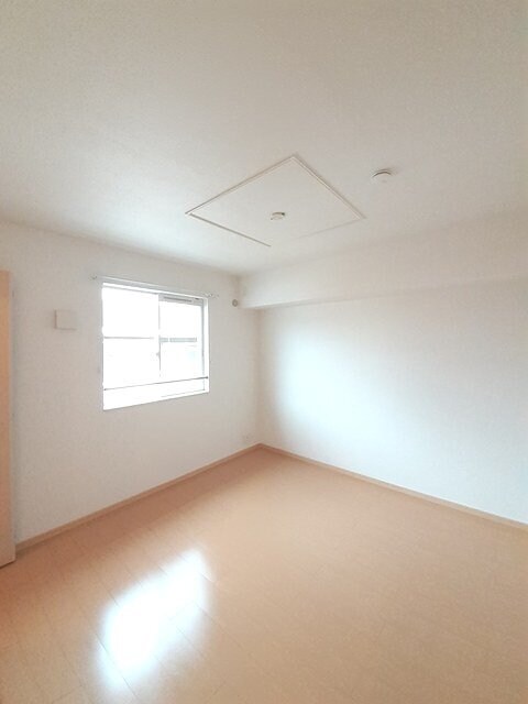 ベル・メゾン鶴市Ｂの物件内観写真