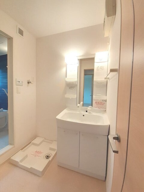 アスランリバーウエストＢの物件内観写真