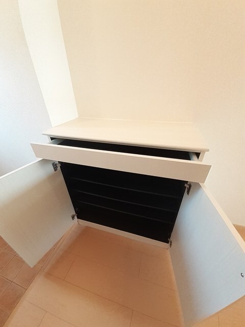 レクサス　Ｅの物件内観写真