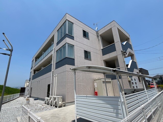 ソレイユ木太の物件外観写真