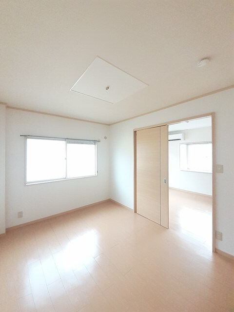 エルディム　吉田の物件内観写真