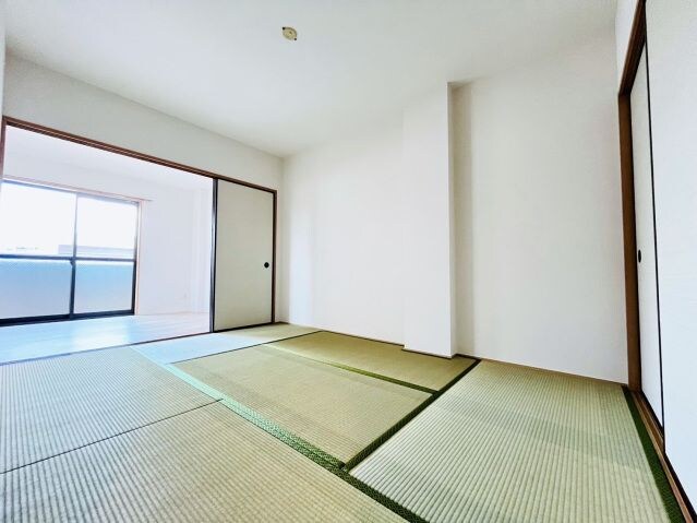 フォブールトロワやくりＢの物件内観写真