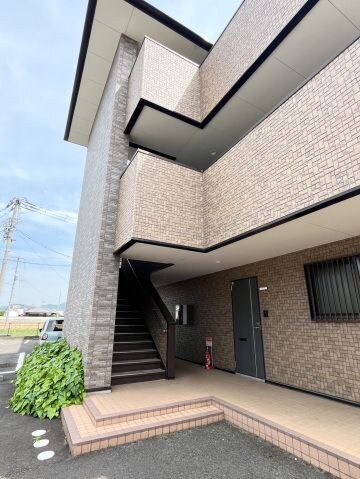 フォブール山地の物件外観写真