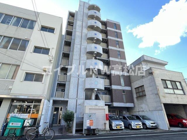 ストーリァ中央町の物件外観写真