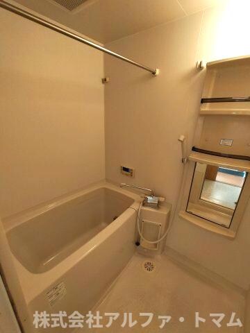 グロリアスの物件内観写真