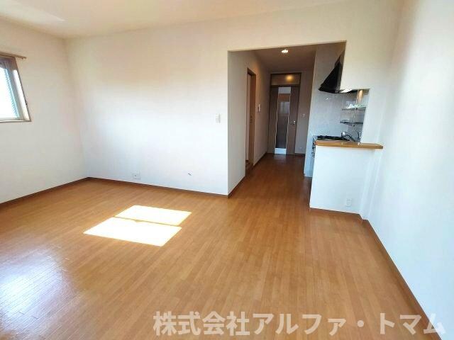 グロリアスの物件内観写真