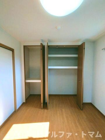 グロリアスの物件内観写真