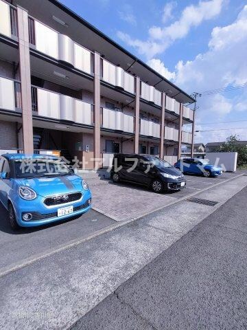 フォレストレガシーの物件外観写真