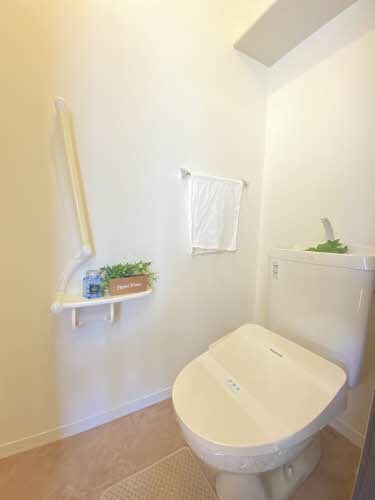 ハンプトンコートの物件内観写真