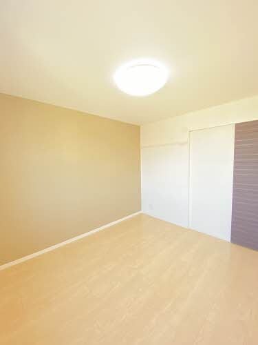 ハンプトンコートの物件内観写真