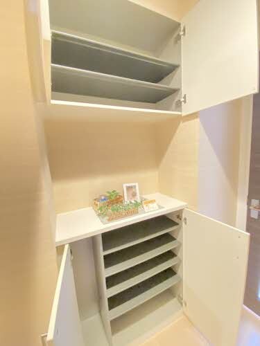 ハンプトンコートの物件内観写真