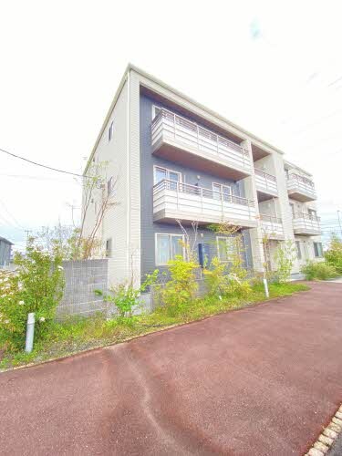 ローズガーデンの物件外観写真