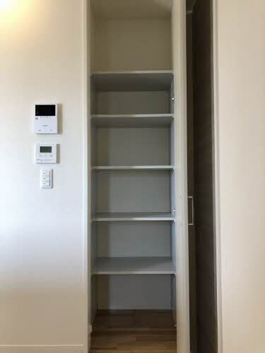 ローズガーデンの物件内観写真