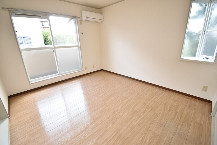 クレストヤマの物件内観写真