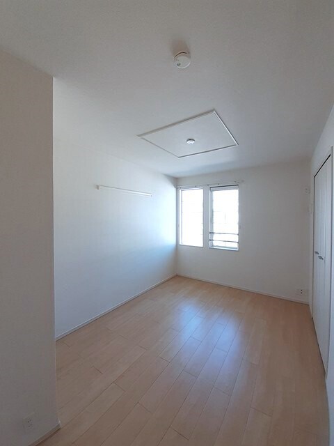 ラ・ベレッツァⅡＤの物件内観写真