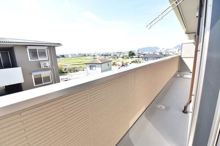 カルテット B棟の物件内観写真