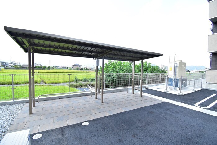 カルテット B棟の物件内観写真