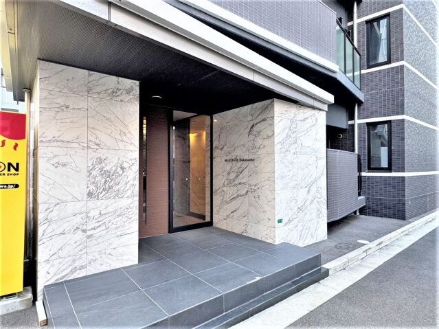 Ｓ－ＦＯＲＴ高松中野町の物件外観写真