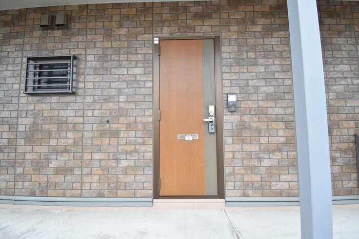 リビングタウン伏石Ⅱ A棟の物件外観写真