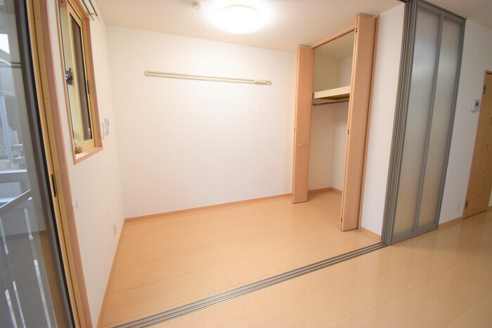 リビングタウン伏石Ⅱ A棟の物件内観写真