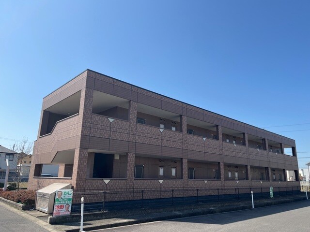 プランドールの物件外観写真