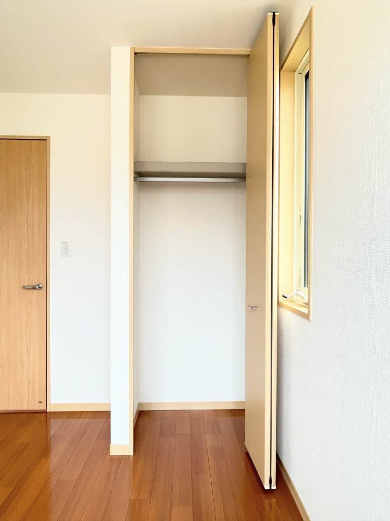 コンフォールⅡ C棟の物件内観写真