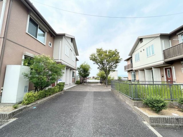 コンフォールⅡ C棟の物件内観写真