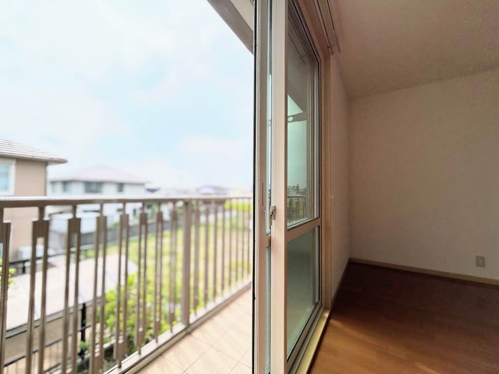 コンフォールⅡ C棟の物件内観写真