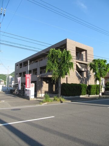 カルム香西の物件外観写真