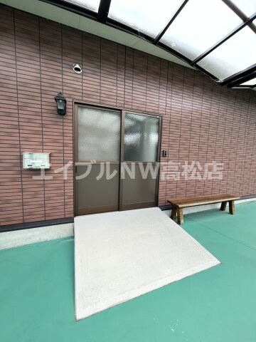 勅使町・岡借家の物件外観写真