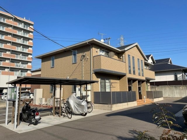 サンライズヤマダ C棟の物件外観写真