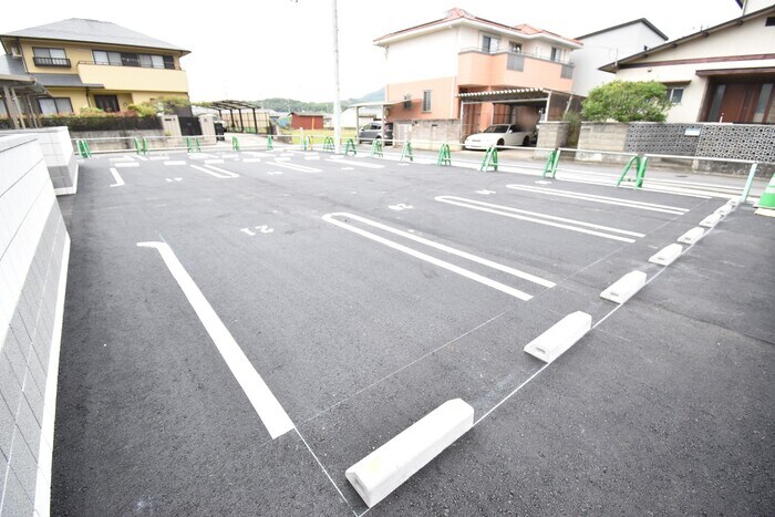 ユーフォリア A棟の物件外観写真