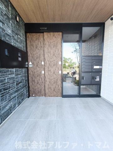 バルビゾン花園の物件外観写真