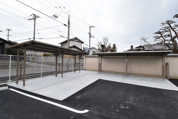 メゾン勝賀 A棟の物件内観写真