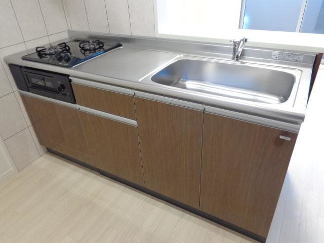 ミラフローレスの物件内観写真