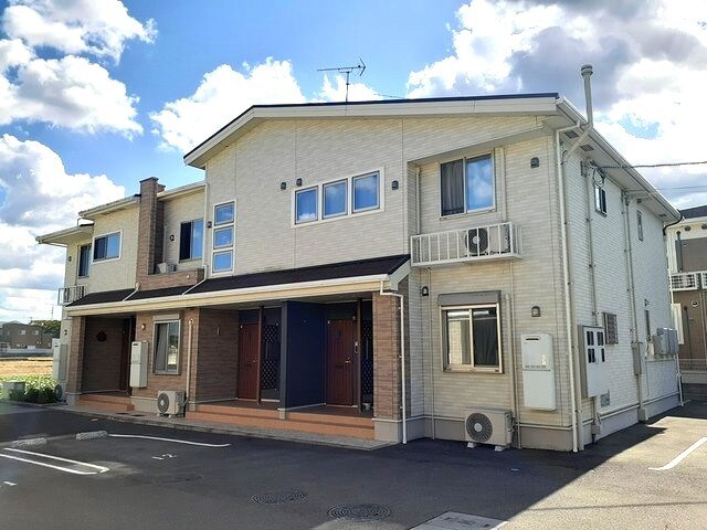 グランディール２８　Ａの物件外観写真