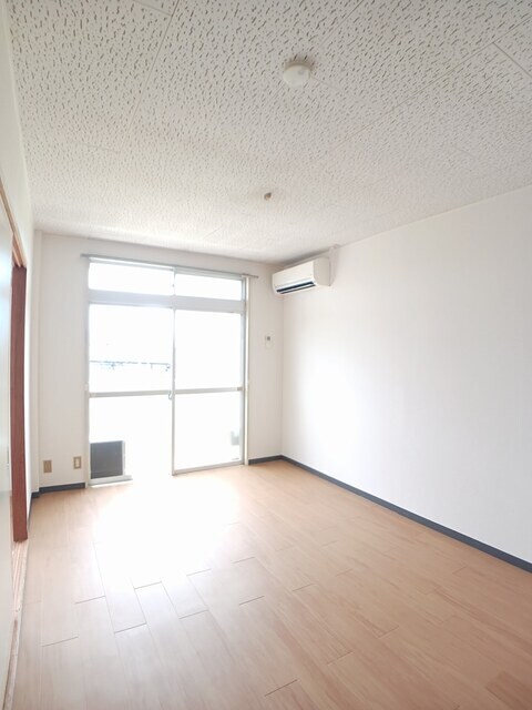 エルディム　トミダの物件内観写真