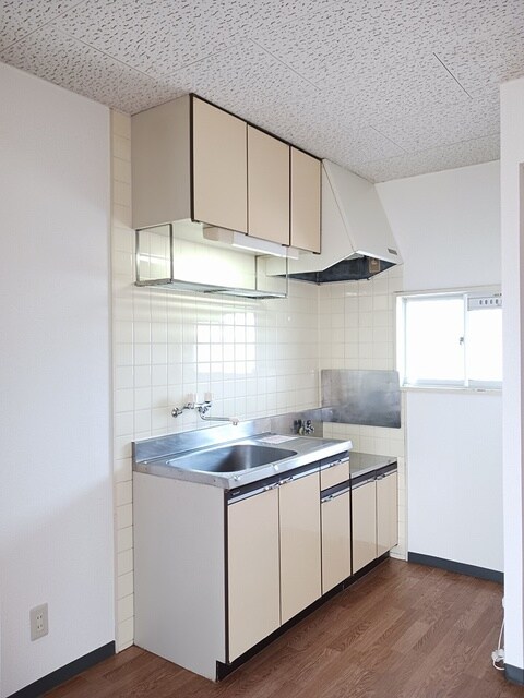 エルディム　トミダの物件内観写真